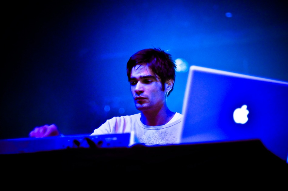 Jon Hopkins, más análogo que ayer