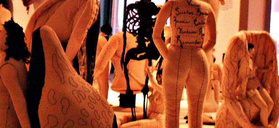De la cerámica a la tela: La innovación de Miriam Medrez en la escultura mexicana